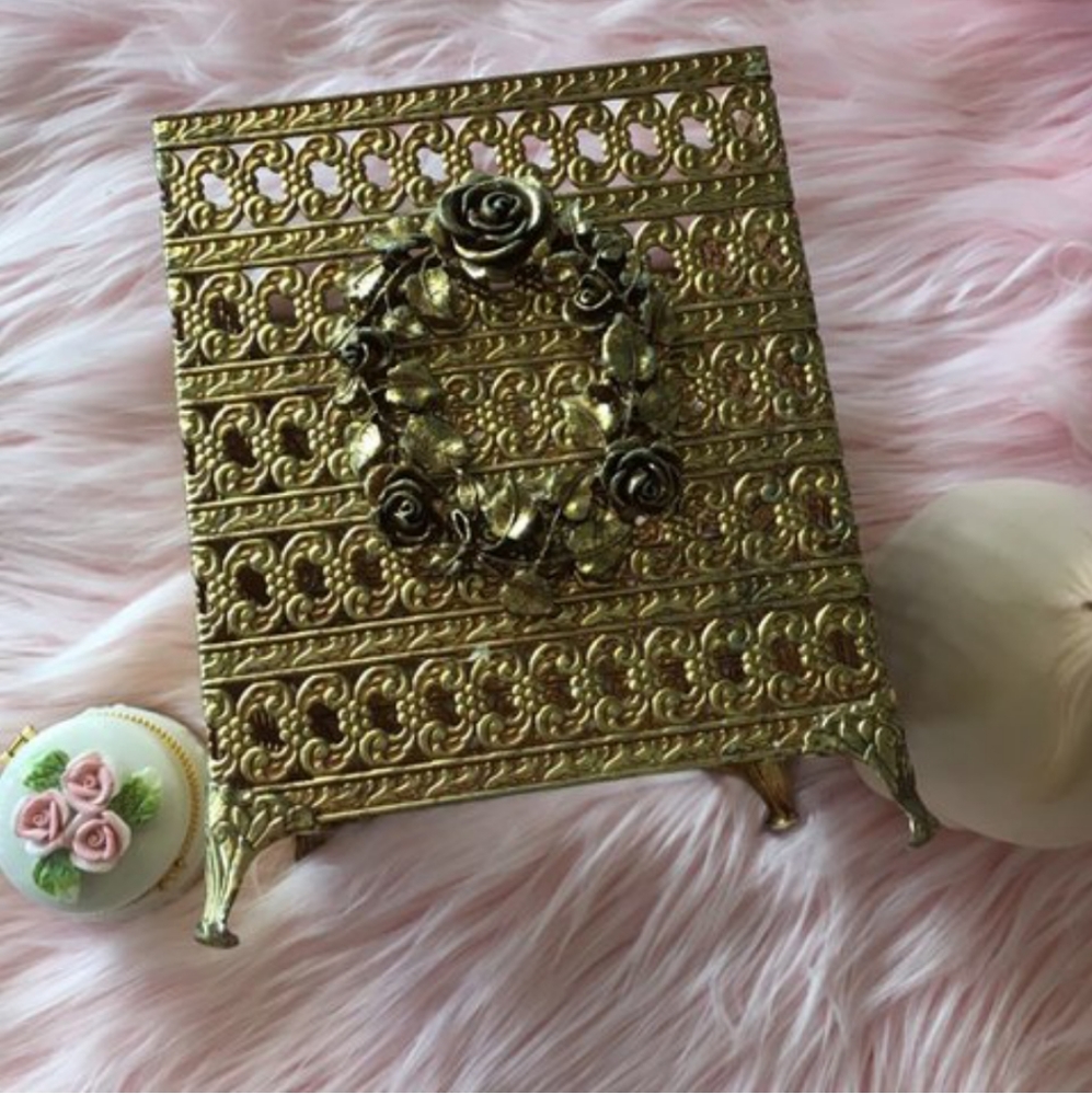 Gold Ormaolu tissue cover